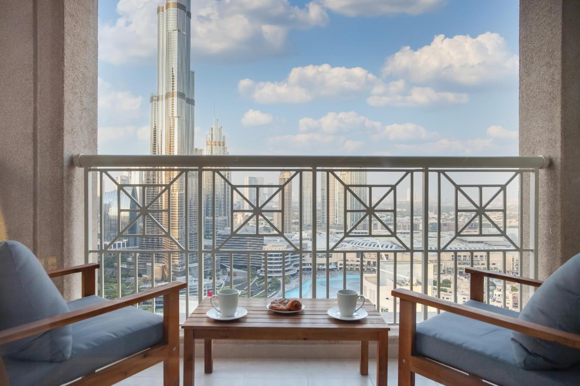 Signature Burj Khalifa View Residence Dubaj Kültér fotó